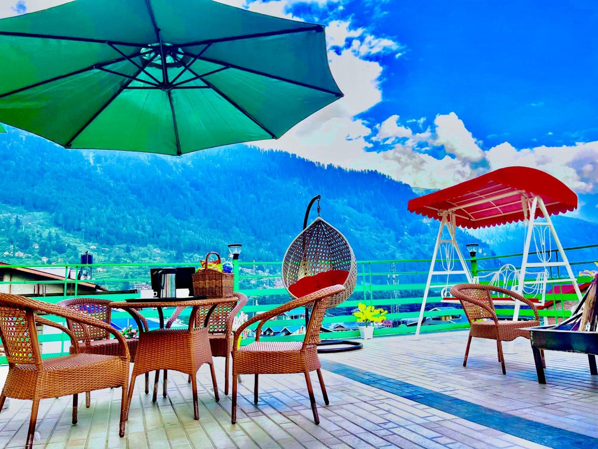 The Vista Legacy Resort, Manali - #Near Mall Road #Centrally Heated & Air Cooled Rooms #Big Parking #Best Selling #Premium Rooms #Luxury Collection #Open Terrace #Lift #Playing Zone #Property Of The Year Manāli Exterior foto