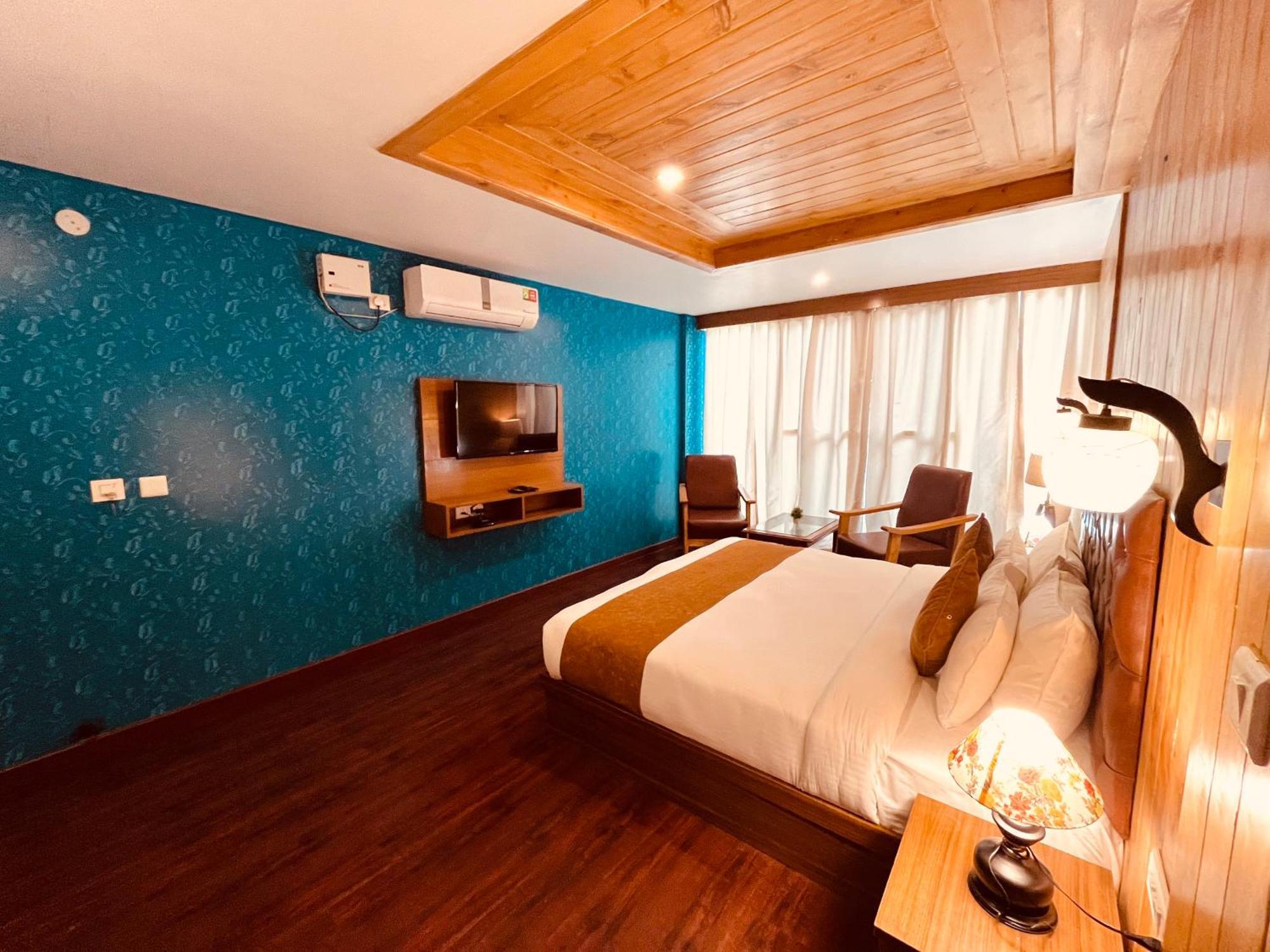 The Vista Legacy Resort, Manali - #Near Mall Road #Centrally Heated & Air Cooled Rooms #Big Parking #Best Selling #Premium Rooms #Luxury Collection #Open Terrace #Lift #Playing Zone #Property Of The Year Manāli Exterior foto