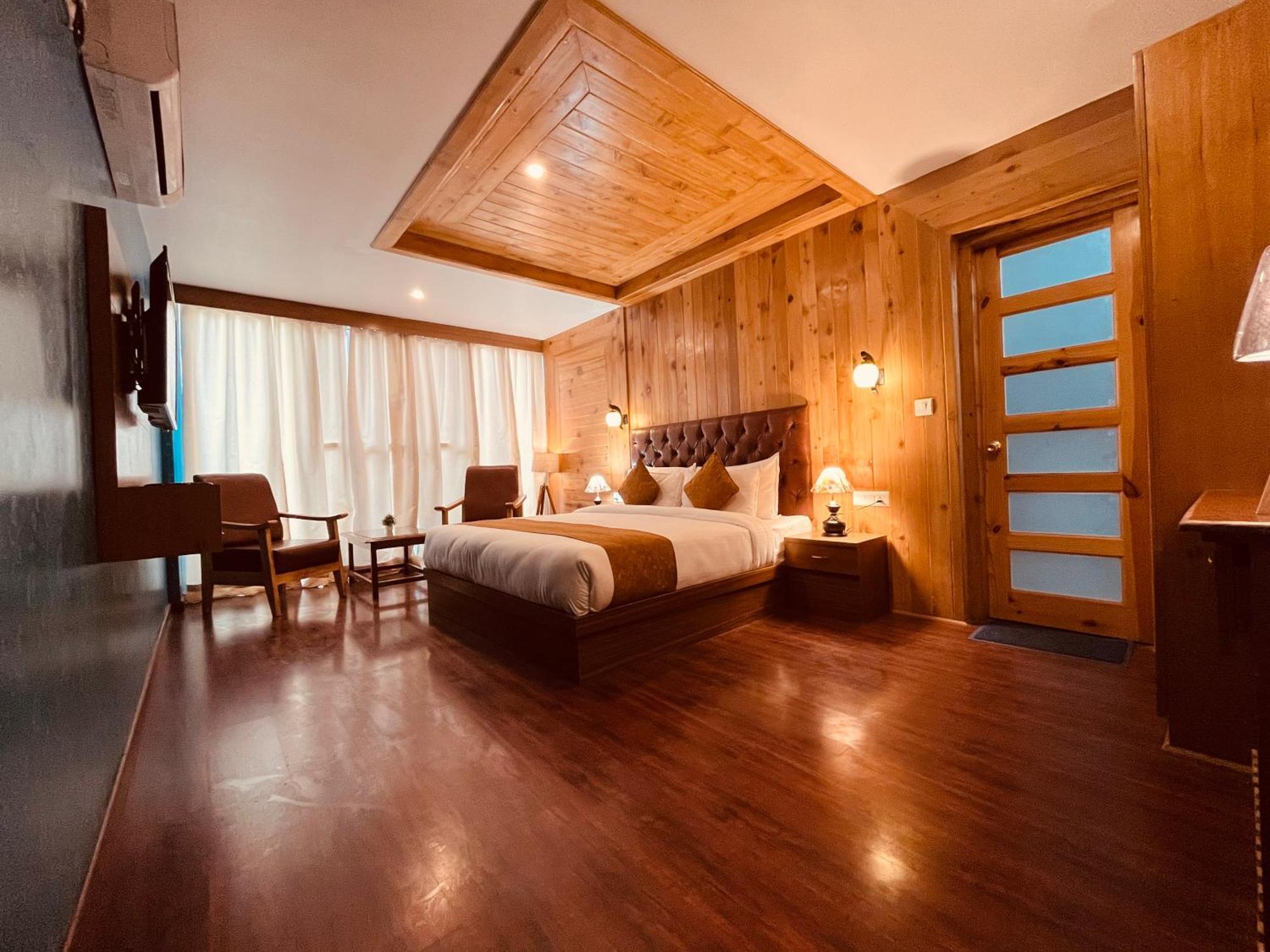 The Vista Legacy Resort, Manali - #Near Mall Road #Centrally Heated & Air Cooled Rooms #Big Parking #Best Selling #Premium Rooms #Luxury Collection #Open Terrace #Lift #Playing Zone #Property Of The Year Manāli Exterior foto