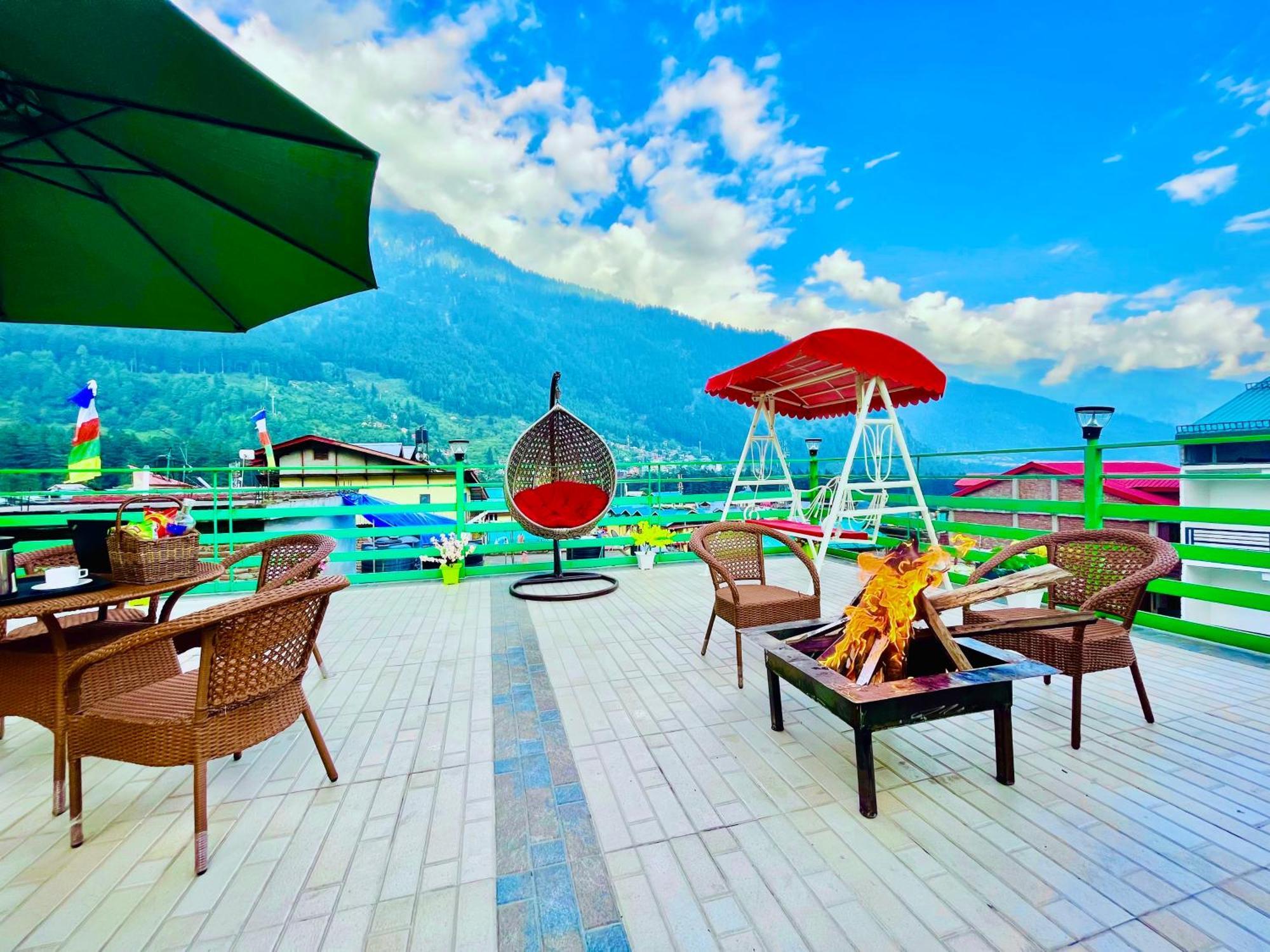 The Vista Legacy Resort, Manali - #Near Mall Road #Centrally Heated & Air Cooled Rooms #Big Parking #Best Selling #Premium Rooms #Luxury Collection #Open Terrace #Lift #Playing Zone #Property Of The Year Manāli Exterior foto